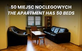 50 People Apartment